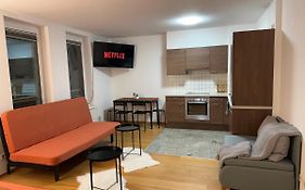 West2 Apartment